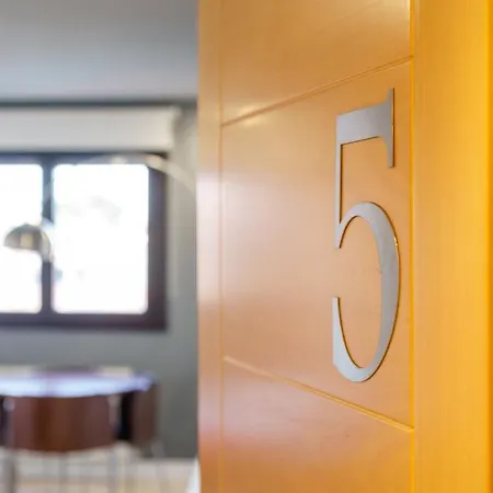 Apartahotel Comforsuite Boecillo Exterior photo