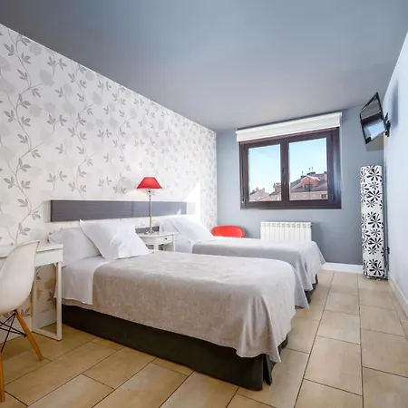 Apartahotel Comforsuite Boecillo Exterior photo