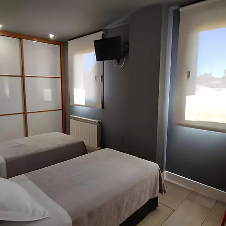 Apartahotel Comforsuite Boecillo Exterior photo