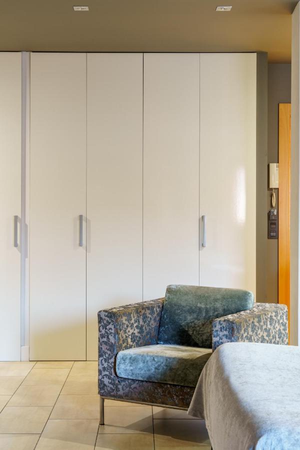Comforsuite Apartment 2*