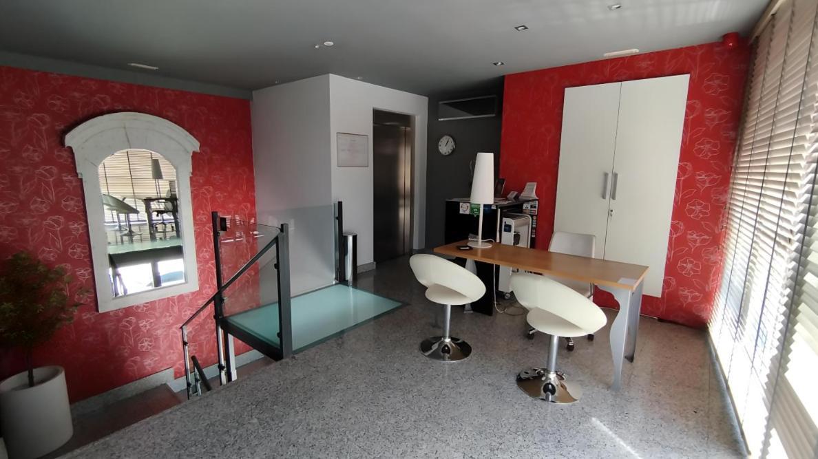 Apartment Comforsuite 2*