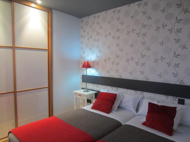 Comforsuite Apartment 2*